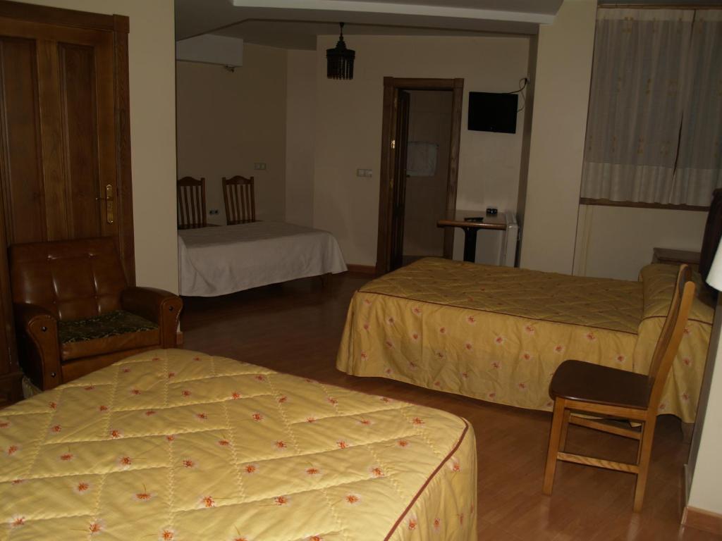 Hostal Tribal Пуэбла-де-Санабриа Номер фото